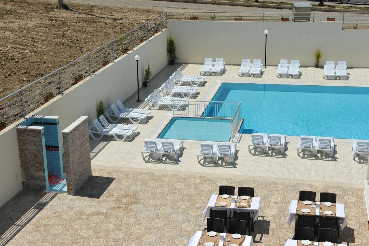Harmony Side Hotel Exterior photo